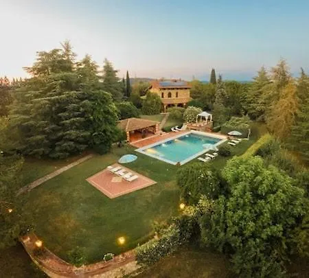 Saracina Magnolia Private *